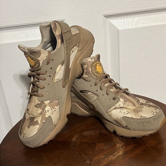 ?? NIKE AIR‎ HUARACHE Desert CAMO Shoes - EUC - Men Sz 10.5  ?? main image 9